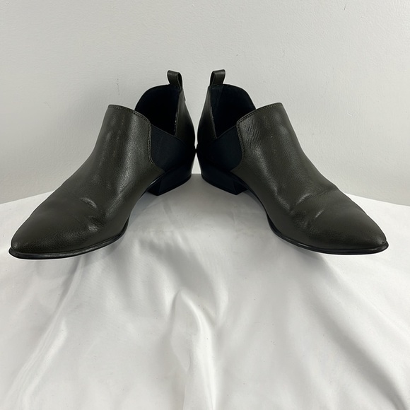 Matt & Nat Vegan Green Pull-On Booties - Picture 6 of 8